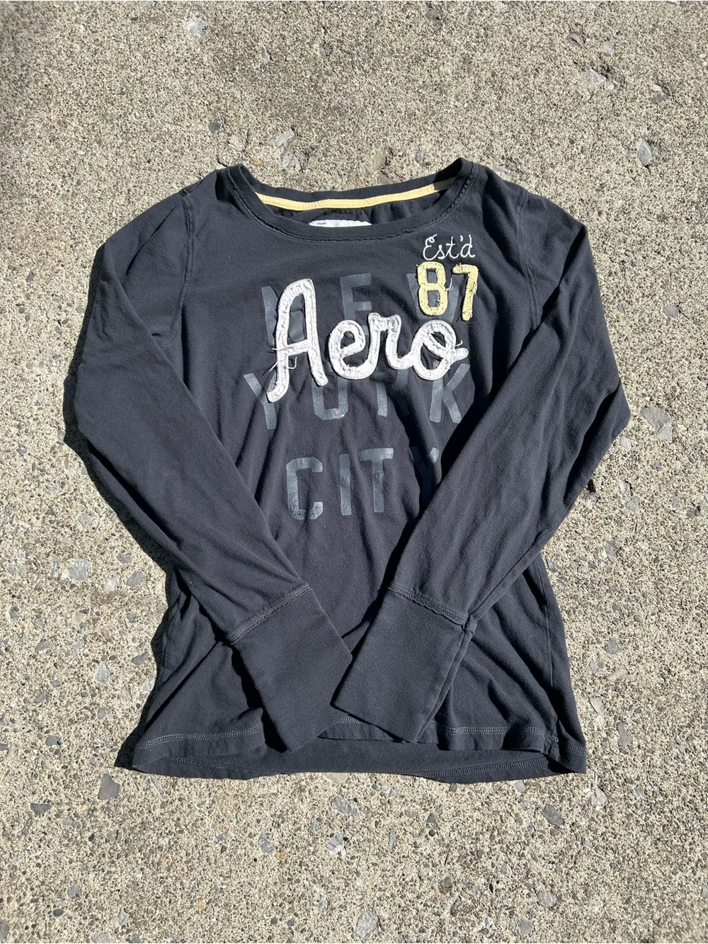 Vintage Y2K Aero Long Sleeve Top with Graphic Logo in Black and Yellow